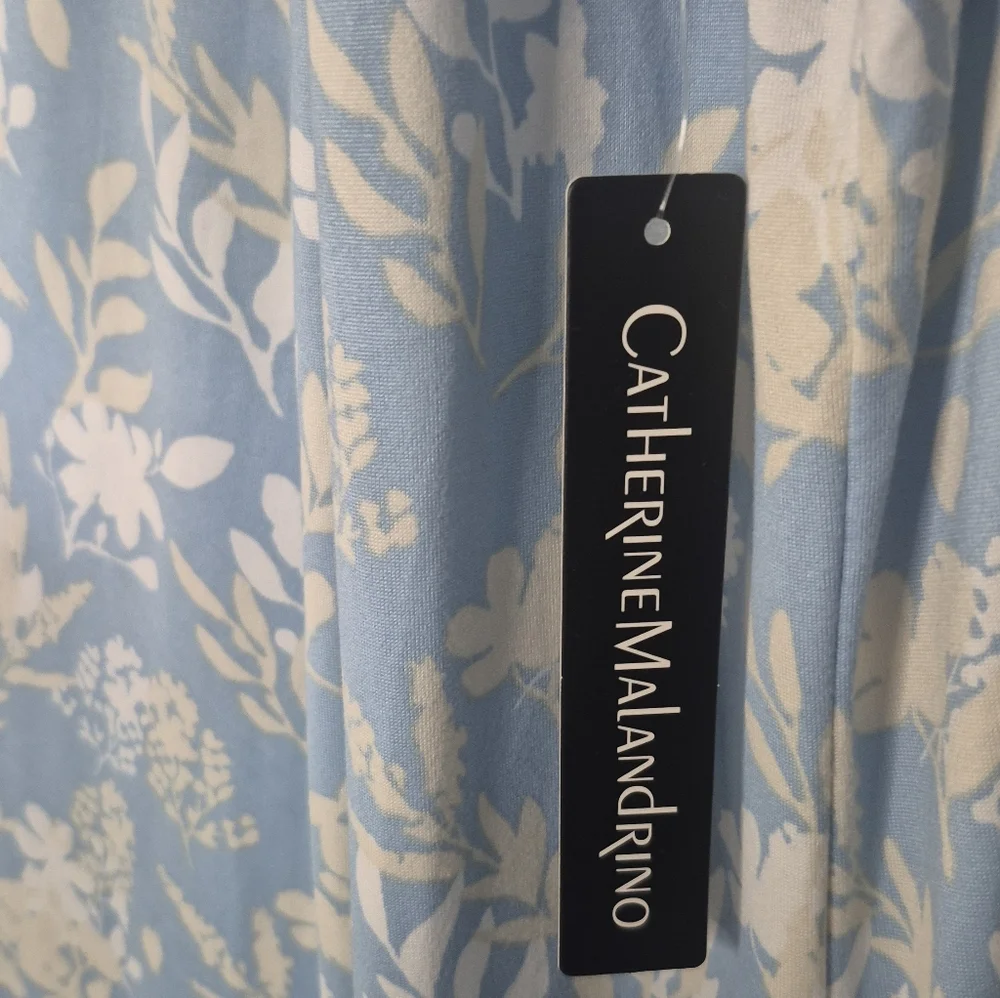 Floral Blue Nightgown Size 2X - Picture 4 of 11